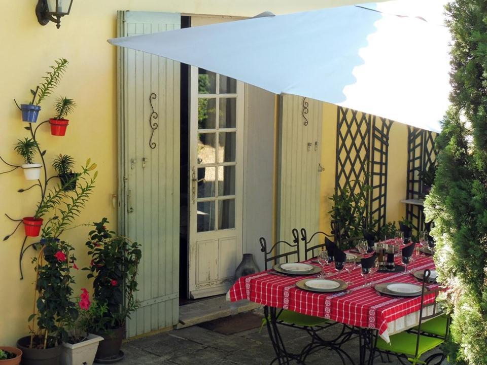 Lumières 3* Goult